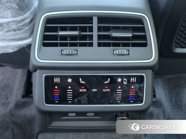 Audi A6L id 4300391 из Китая 7