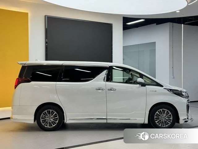 Toyota Elfa id 4274432 из Китая 7