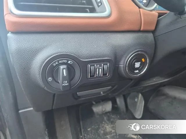 Maserati Ghibli id 3611908 из Кореи 7