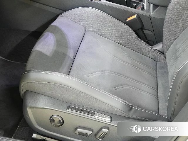 Volkswagen Golf 8th Generation id 4576924 из Кореи 7