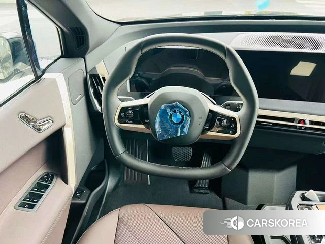 BMW iX id 3945067 из Китая 7