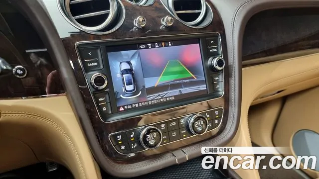 Bentley Bentayga id 2436810 из Кореи 7