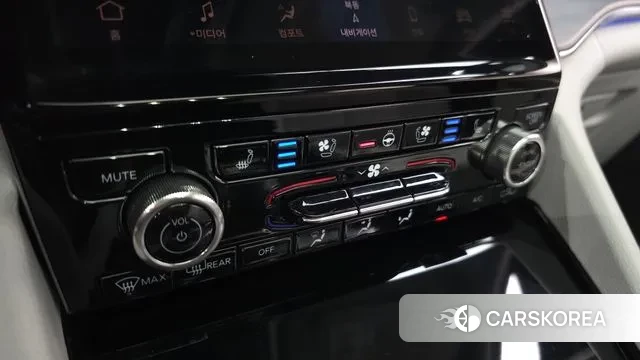 Jeep Grand Cherokee (WL) id 3599819 из Кореи 7