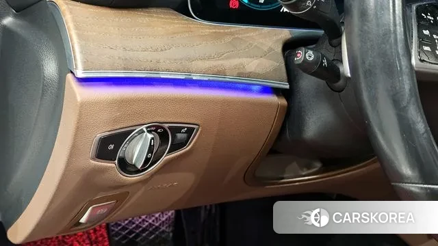 Mercedes-Benz E-Class W213 id 3621494 из Кореи 7