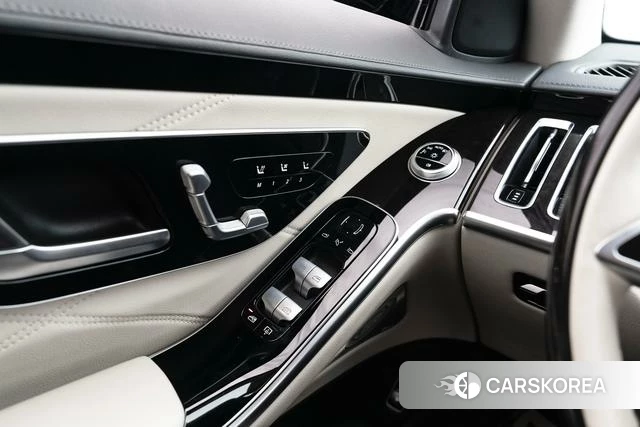 Mercedes-Benz Maybach S-class id 4334738 из Китая 7