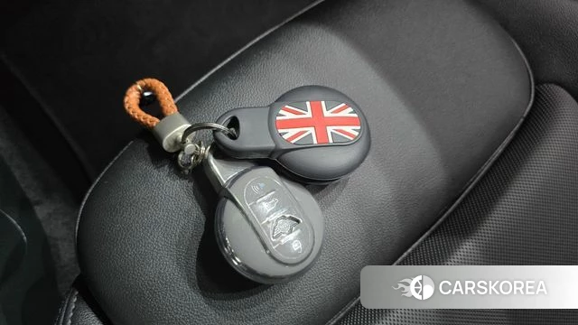 Mini Cooper id 4572033 из Кореи 7