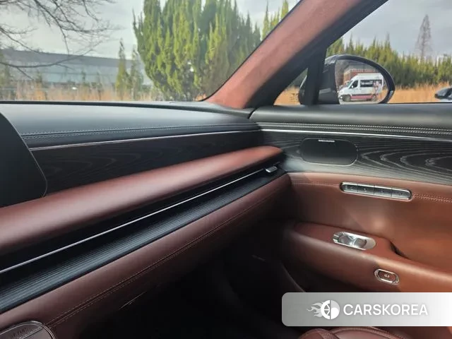 Genesis G90 (RS4) id 3752190 из Кореи 7