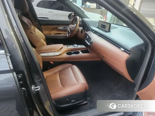 Genesis GV70 id 3556195 из Кореи 7