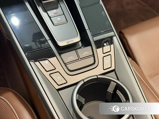 Porsche 911(992) id 4280322 из Кореи 7