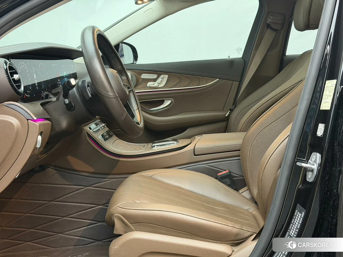 Mercedes-Benz E-class id 4426813 из Китая 7