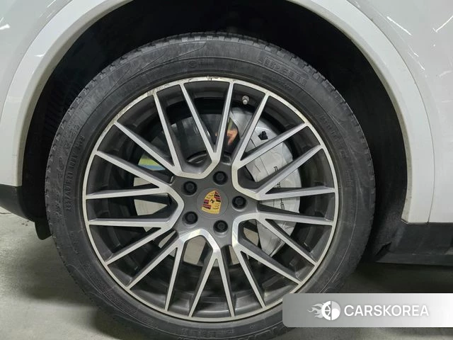 Porsche Cayenne (PO536) id 3813977 из Кореи 7