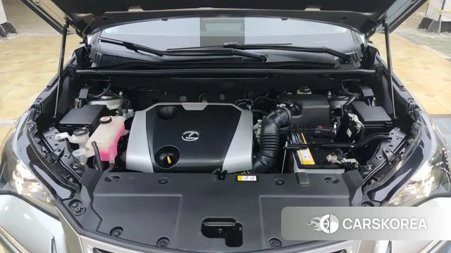 Lexus NX id 4298360 из Китая 7