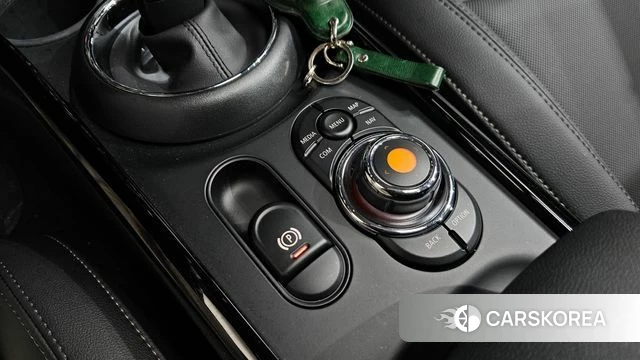 Mini Cooper Clubman id 4317428 из Кореи 7