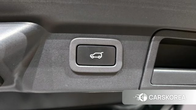 Land Rover Range Rover Velar id 3955566 из Кореи 7