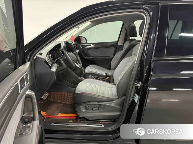 Volkswagen Tiguan L id 4274295 из Китая 7