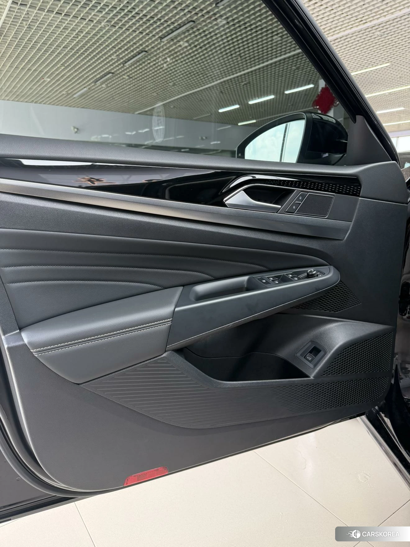Volkswagen Passat id 4514877 из Китая 7