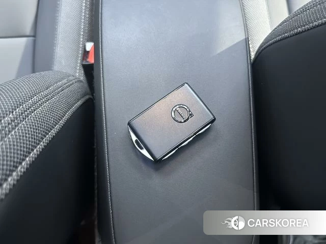 Volvo XC40 id 4214032 из Китая 7