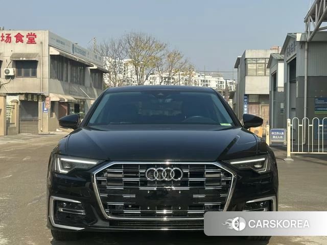 Audi A6L id 4256663 из Китая 7