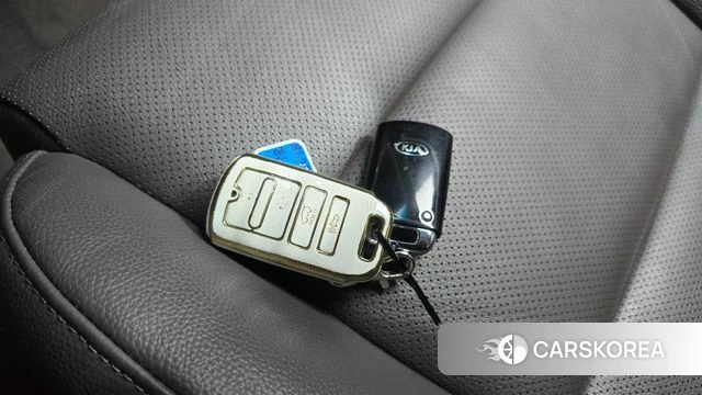 Kia Come New K7 id 3955593 из Кореи 7