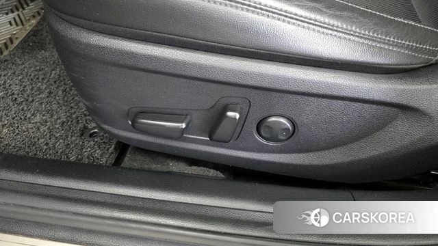 Hyundai The New Grandeur IG id 3923354 из Кореи 7