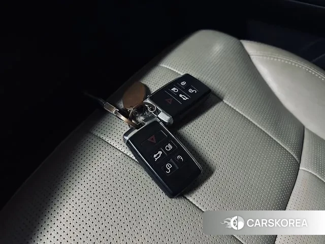 Land Rover Discovery 5 id 3060068 из Кореи 7