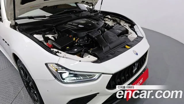 Maserati Ghibli id 2672136 из Кореи 7