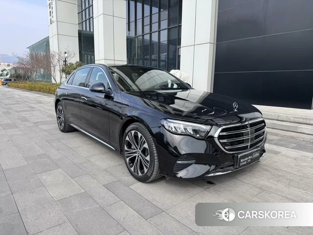 Mercedes-Benz E-class PHEV id 3889928 из Китая 7
