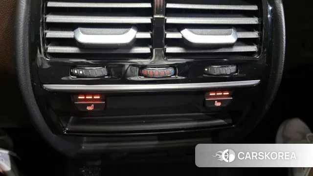 BMW 5 Series (G30) id 3407825 из Кореи 7