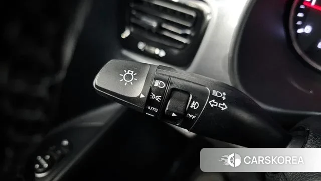 Kia Stonic id 3552836 из Кореи 7