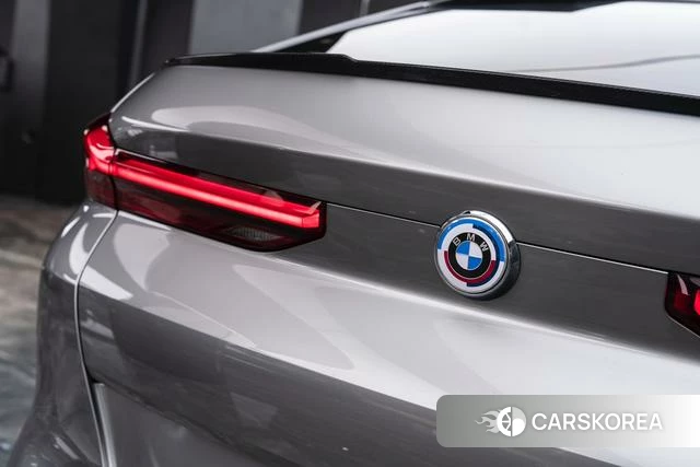 BMW X6 M id 4213578 из Китая 7