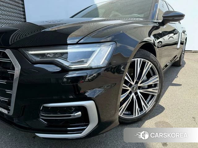 Audi A6L id 4314468 из Китая 7