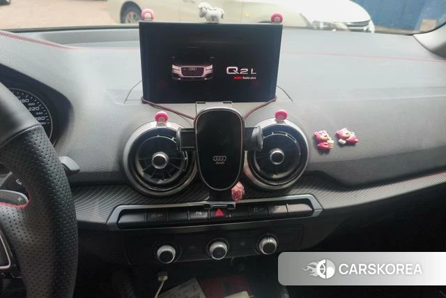 Audi Q2L id 4333372 из Китая 7
