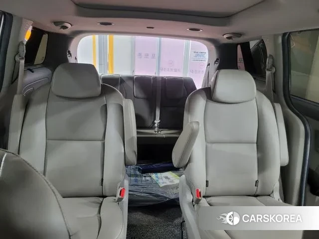 Kia All New Carnival id 3055702 из Кореи 7