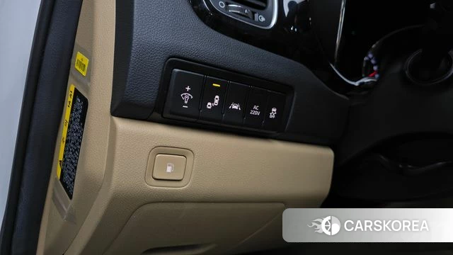 Kia All New Carnival id 4286382 из Кореи 7