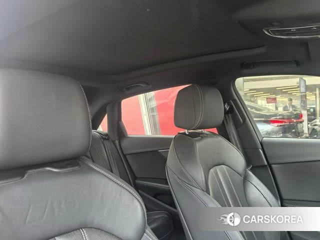 Audi A4L id 4257200 из Китая 7