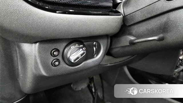 Mini Cooper Clubman id 3793603 из Кореи 7