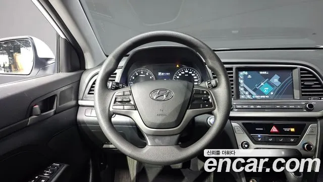 Hyundai Avante AD id 2696219 из Кореи 7