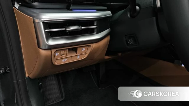 Hyundai Grandeur (GN7) id 4493684 из Кореи 7