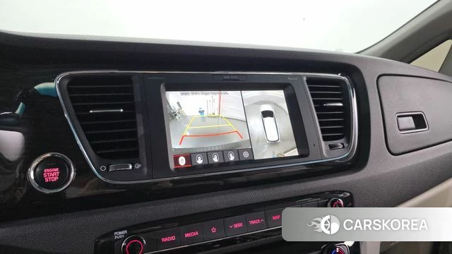 Kia The New Carnival id 3899710 из Кореи 7