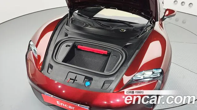 Porsche Taycan id 2563785 из Кореи 7