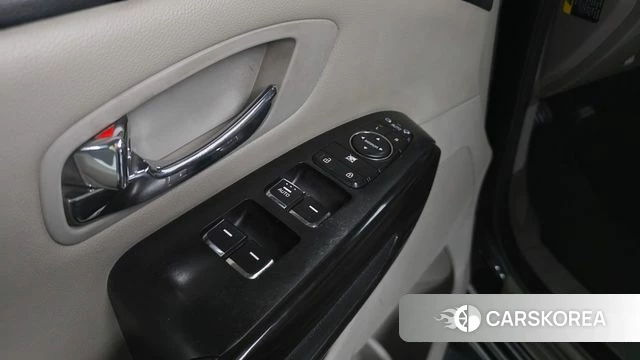 Kia The New Carnival id 4568516 из Кореи 7