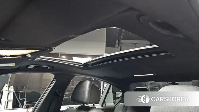 BMW 5 Series (G30) id 3437983 из Кореи 7