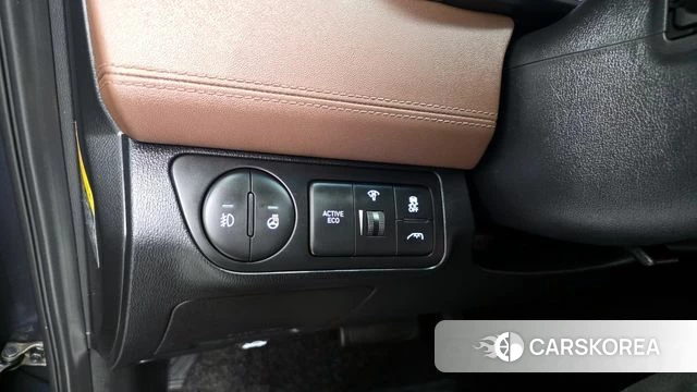 Hyundai The New Grand Starex id 3834823 из Кореи 7