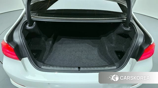 BMW 5 Series (G30) id 4246208 из Кореи 7