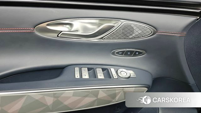 Genesis GV70 id 4382838 из Кореи 7