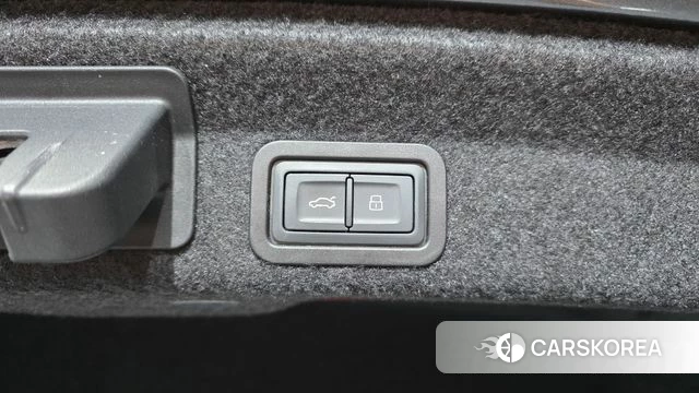 Audi A6 (C8) id 4529882 из Кореи 7