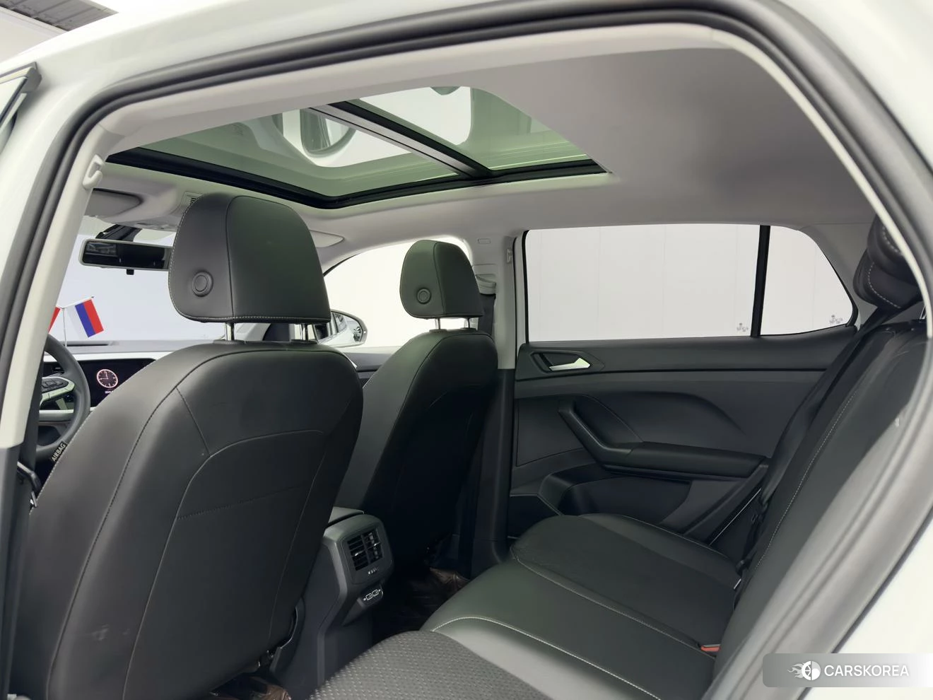 Volkswagen Exploring the shadow id 4485317 из Китая 7