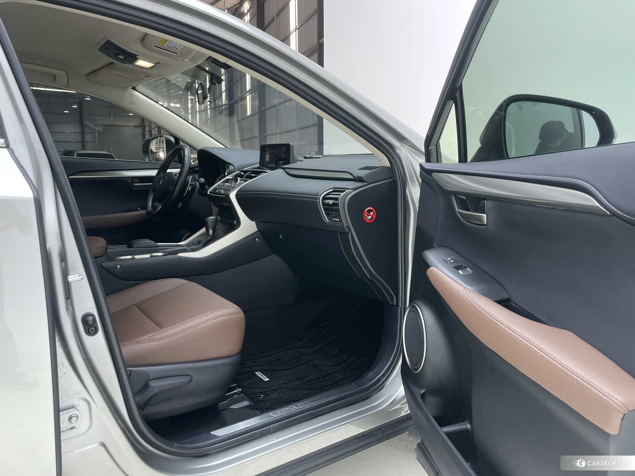 Lexus NX id 4515211 из Китая 7
