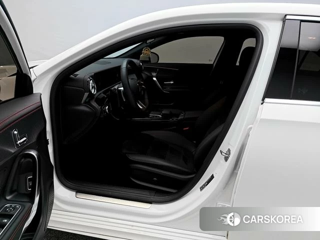 Mercedes-Benz Class A id 4238430 из Китая 7