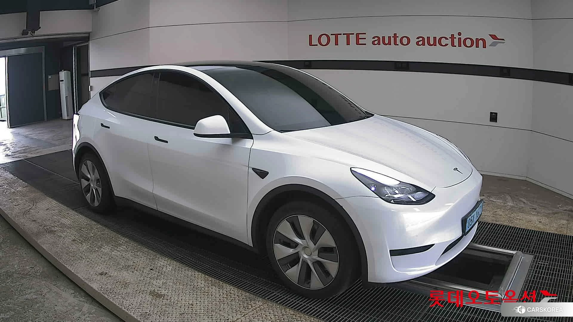 Tesla Model Y RWD id 3888283 из Кореи 7